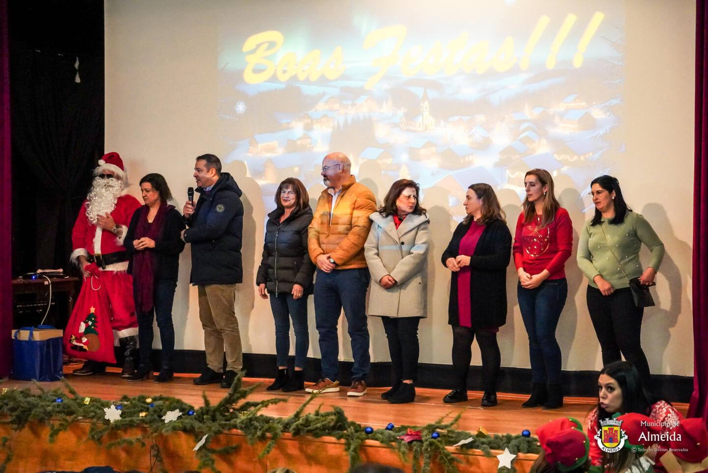 Festas de Natal - Agrupamento de Escolas de Almeida